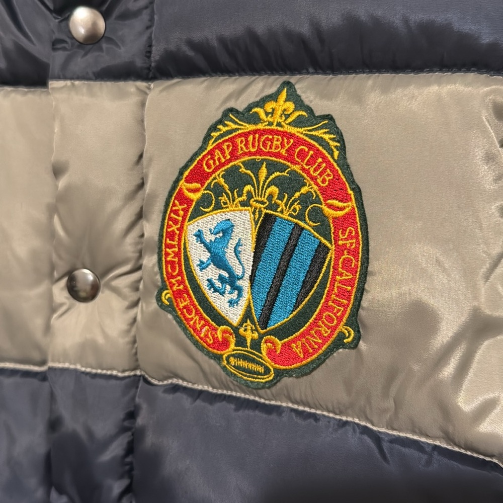 Gap Boys Puffer Vest - Picture 2 of 7